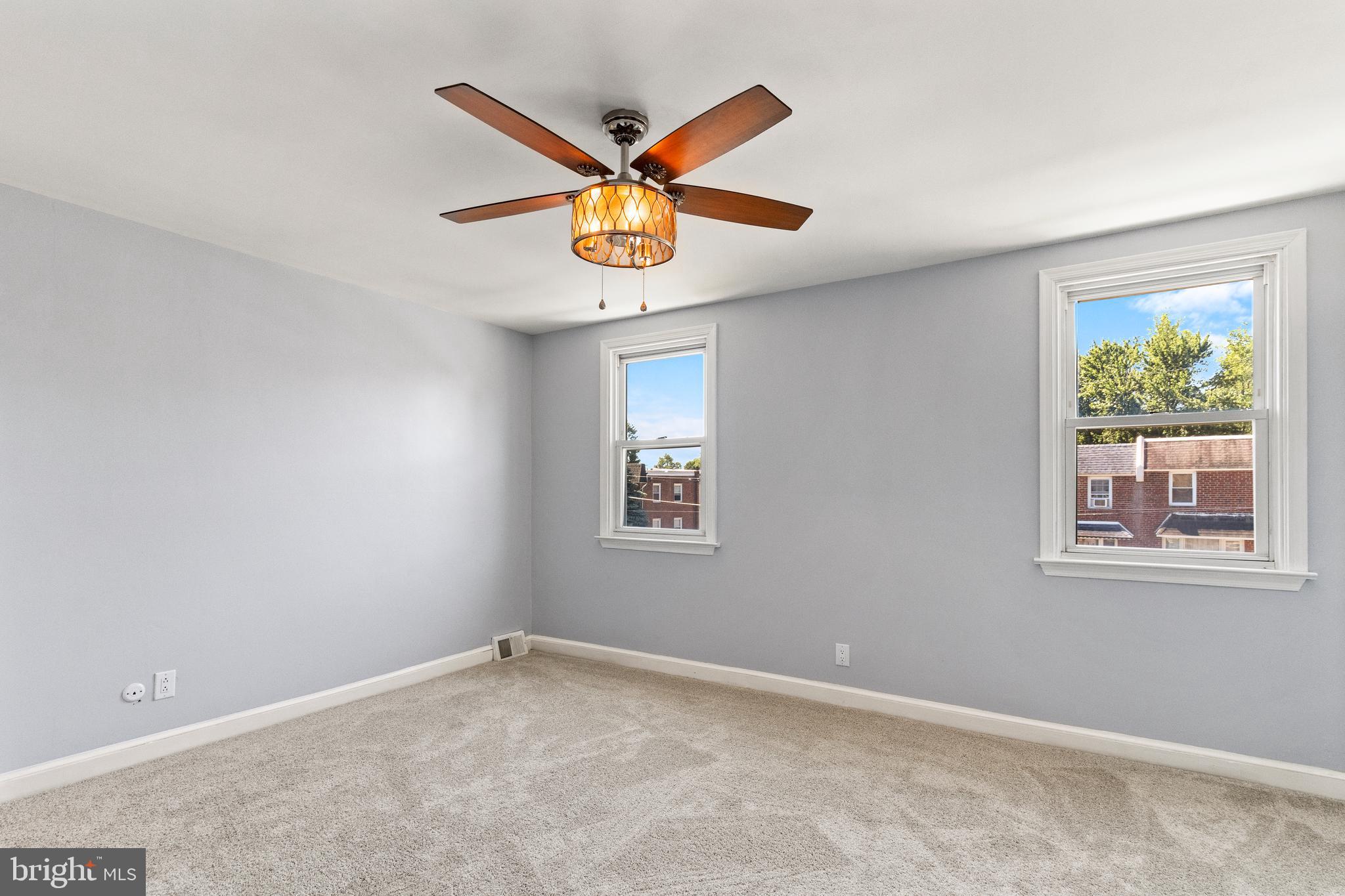 12552 Deer Run Road Philadelphia, PA 19154 - Photo 15 of 28 Main Bedroom