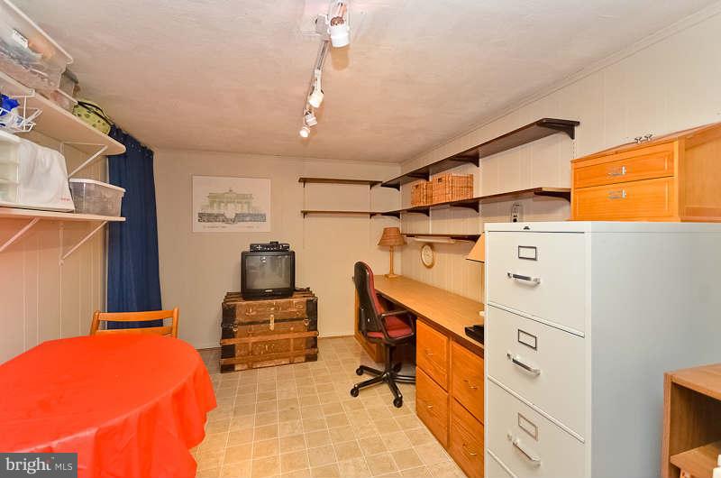 6932 Conservation Drive Springfield, VA 22153 - Photo 22 of 26 Office Space/Craft Area