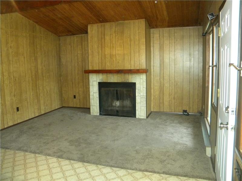 114 Maple Road Bear Rocks, PA 15610 - Photo 8 of 17