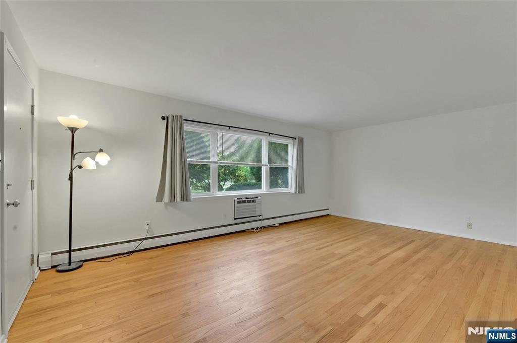 29 Rolling Ridge Road, Unit B Montvale, NJ 07645 - Photo 5 of 22 Gallery Image 5