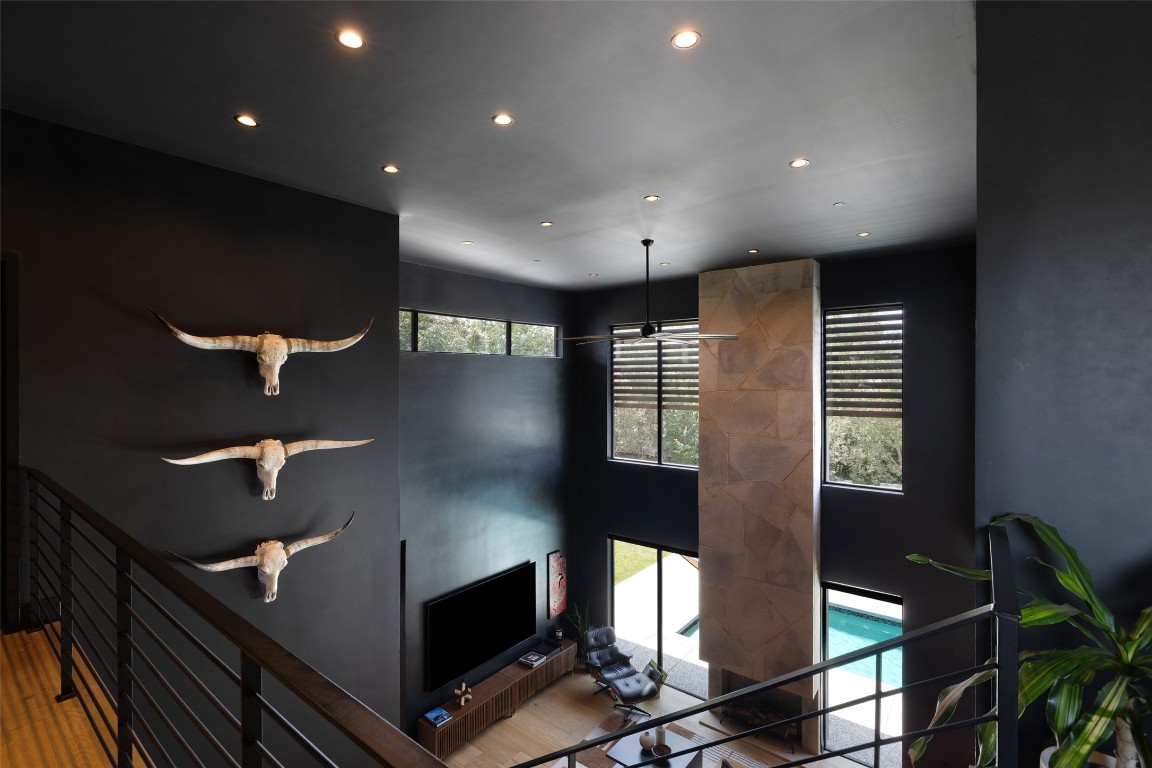 204 Westbrook Drive Austin, TX 78746 - Photo 24 of 40 a view of workspace with windows