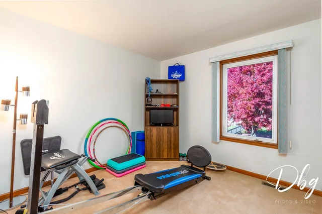 $450,000 | 252 Carters Grove Court, Grayslake, IL 60030