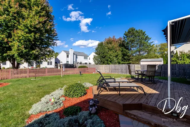 $450,000 | 252 Carters Grove Court, Grayslake, IL 60030