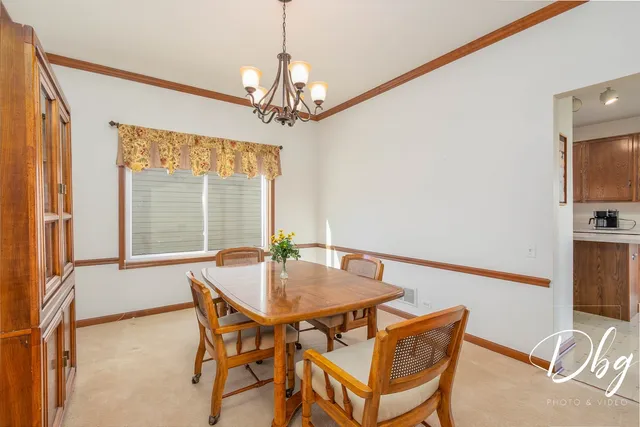 $450,000 | 252 Carters Grove Court, Grayslake, IL 60030