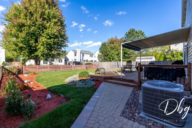 $450,000 | 252 Carters Grove Court, Grayslake, IL 60030