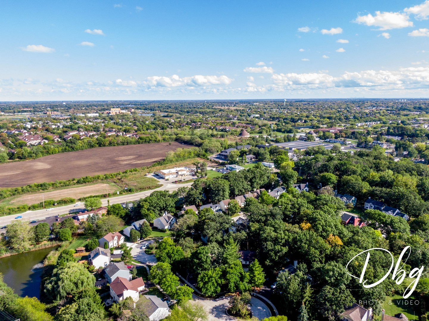 252 Carters Grove Court Grayslake, IL 60030 - Photo 59 of 69 a view of a city