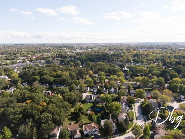 $450,000 | 252 Carters Grove Court, Grayslake, IL 60030