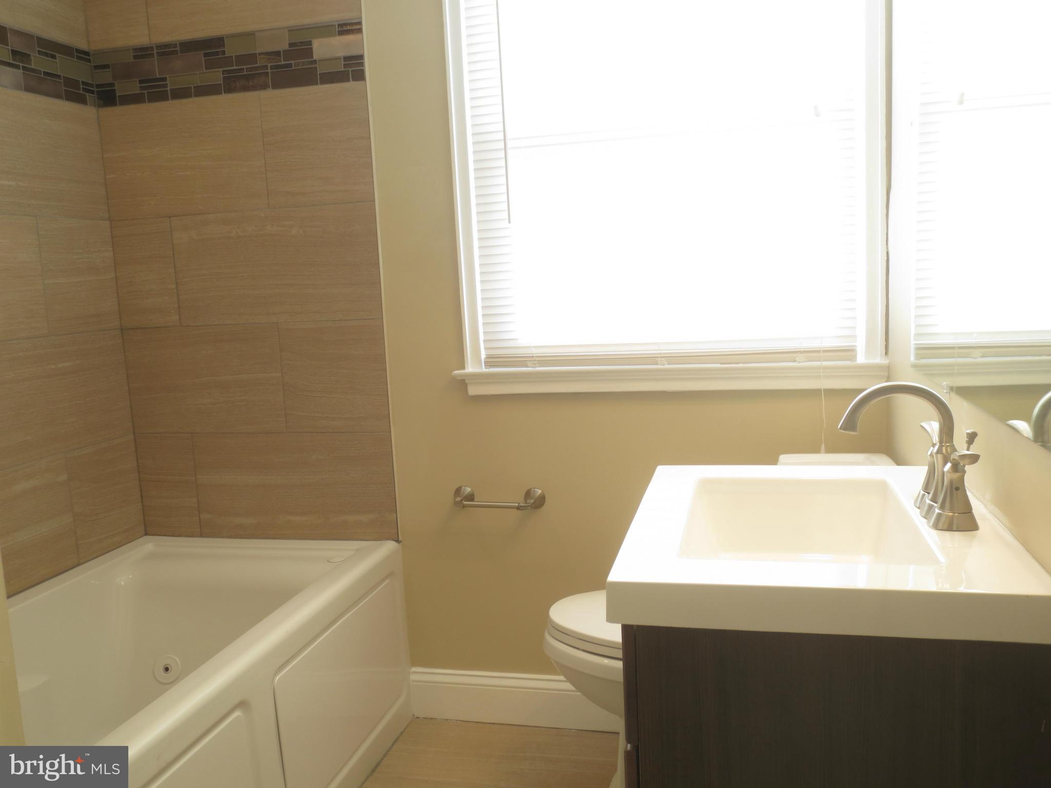 1724 Hartsdale Road Baltimore, MD 21239 - Photo 13 of 30 Modern Bath Design