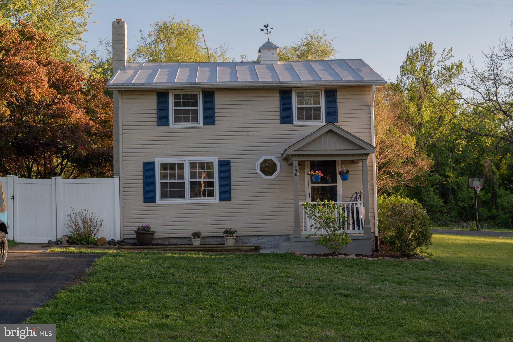 430 Pine Grove Road Bluemont, VA 20135 - Photo 2 of 58 a front view of a house with a garden