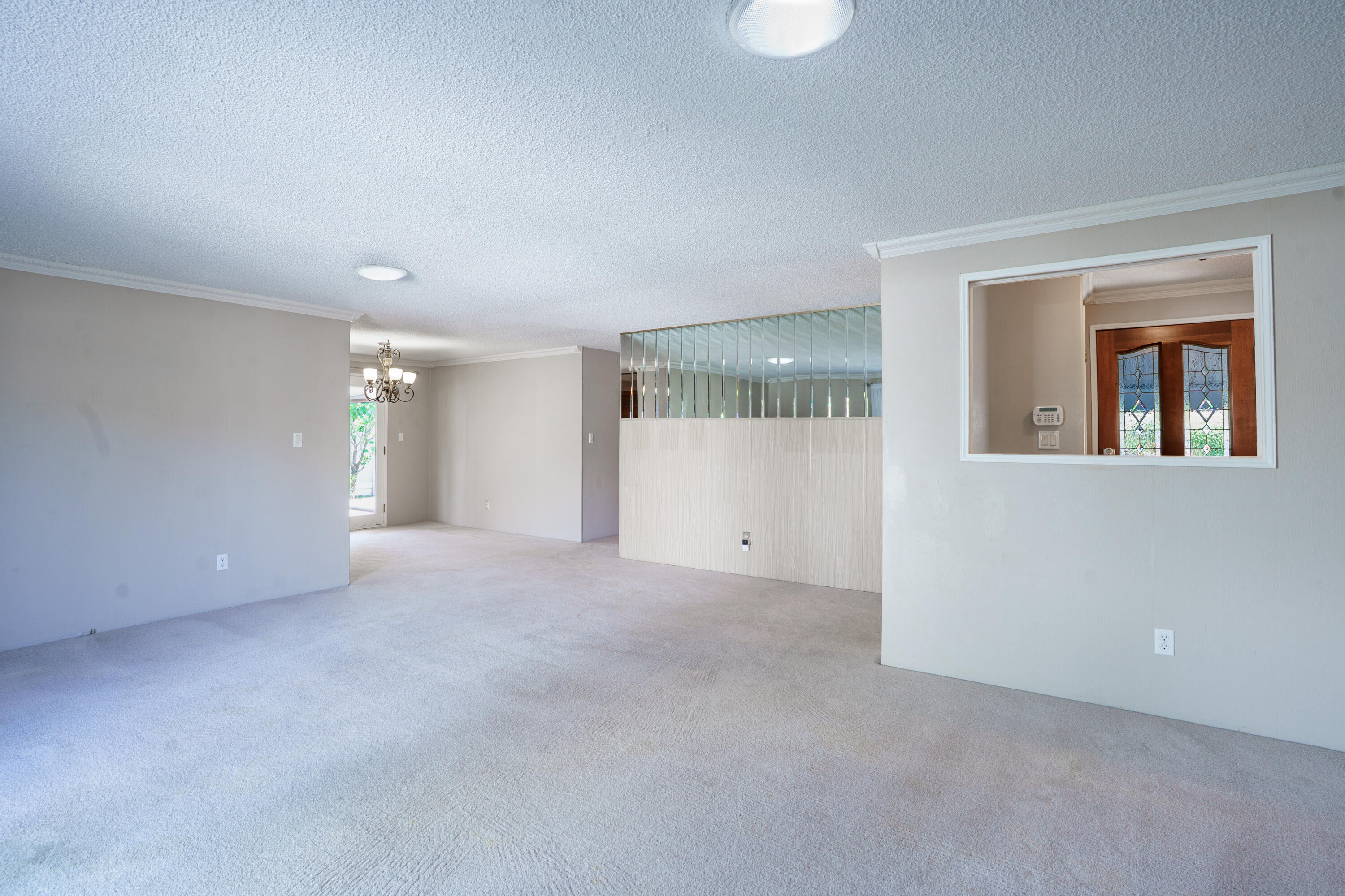 604 Hemlock Avenue Central Point, OR 97502 - Photo 8 of 26