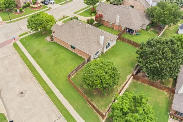 $352,000 | 202 Lawson Farms Drive, Midlothian, TX 76065
