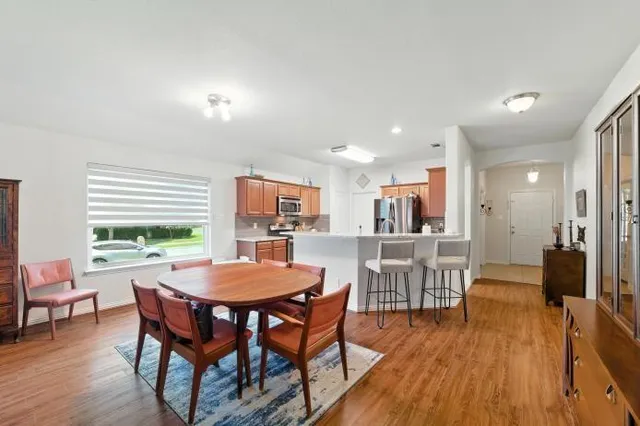 $352,000 | 202 Lawson Farms Drive, Midlothian, TX 76065