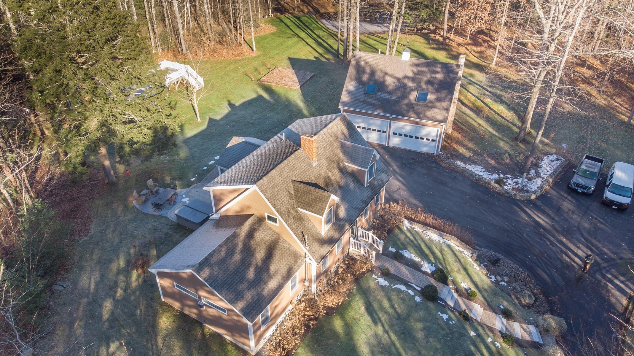27 Ogunquit Road York, ME 03902 - Photo 2 of 20 Donnell_11095_P02_117120