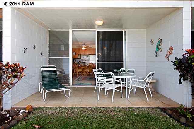 4095 Lower Honoapiilani Road, Unit 106 Lahaina, HI 96761 - Photo 3 of 18 Gallery Image 3