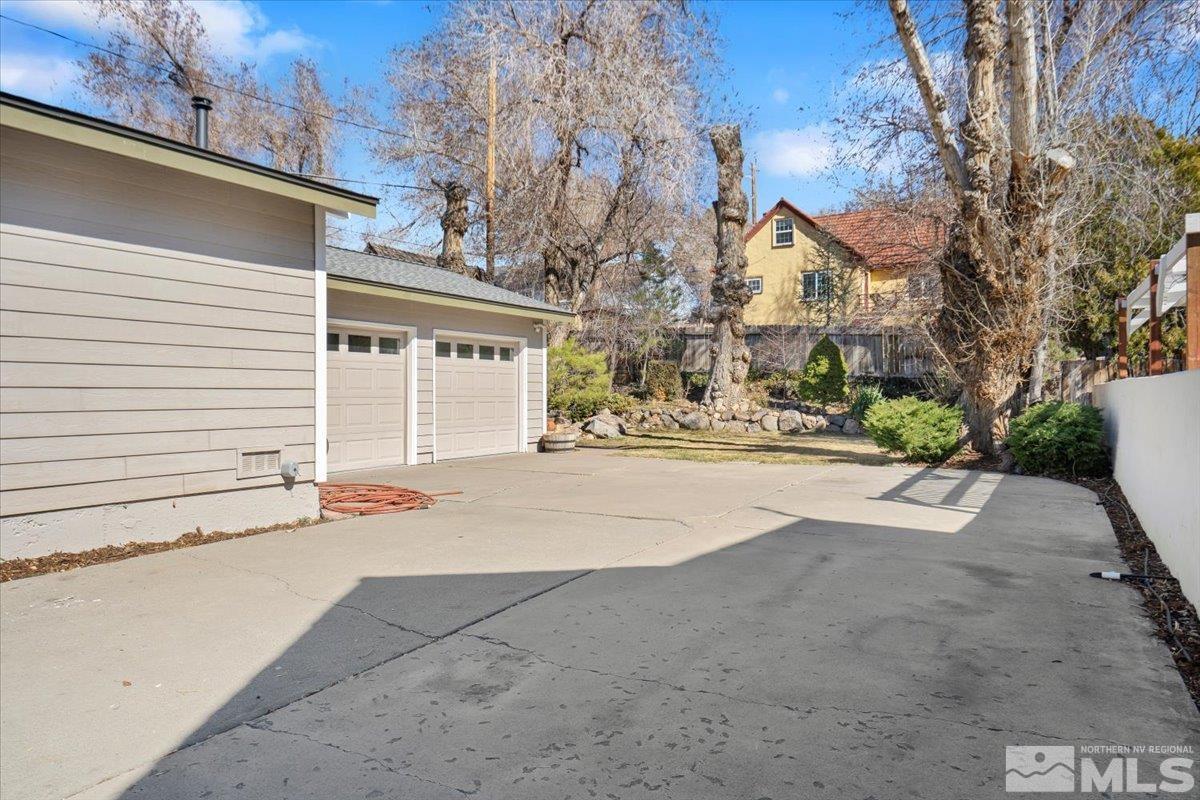 108 Whitaker Way Reno, NV 89503 - Photo 31 of 38 Photo 31