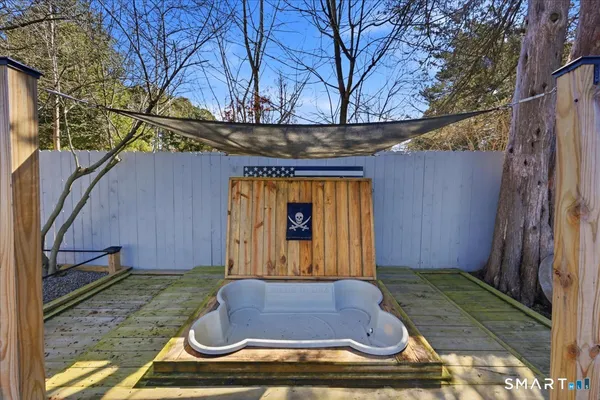 $399,000 | 3 Cedar Street, Waterford, CT 06385