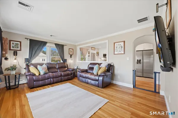 $399,000 | 3 Cedar Street, Waterford, CT 06385