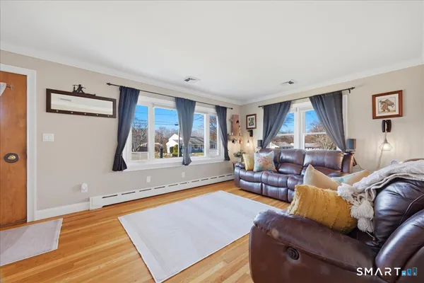 $399,000 | 3 Cedar Street, Waterford, CT 06385