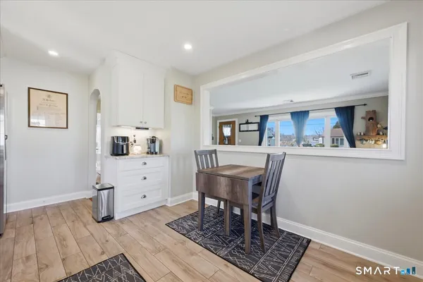 $399,000 | 3 Cedar Street, Waterford, CT 06385