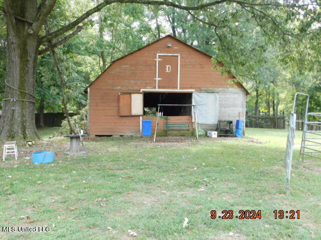 4971 Church Road Nesbit, MS 38651 - Photo 18 of 30 Barn