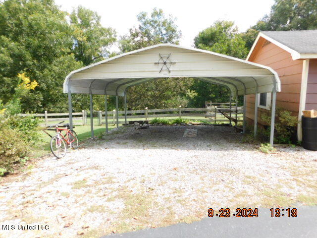 4971 Church Road Nesbit, MS 38651 - Photo 19 of 30 detached carport