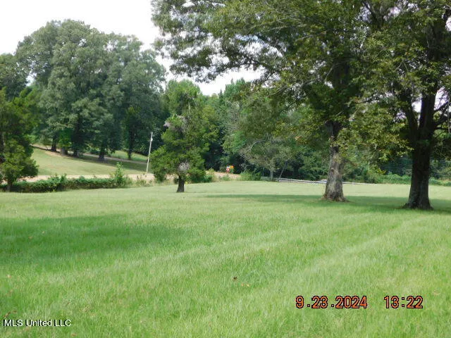 $330,000 | 4971 Church Road, Nesbit, MS 38651