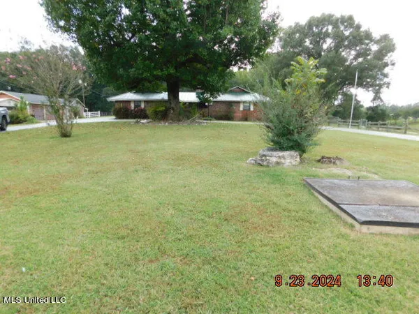 $330,000 | 4971 Church Road, Nesbit, MS 38651