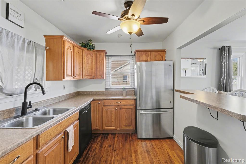 5091 West Carpenter Road Flint, MI 48504 - Photo 12 of 22