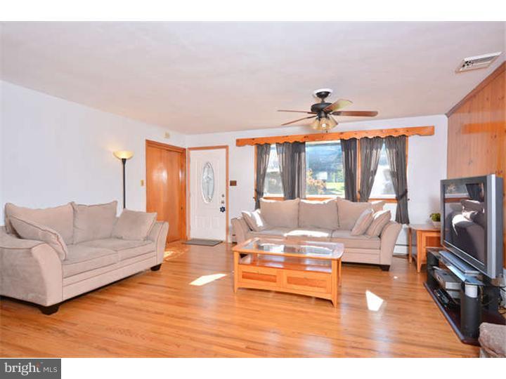 1227 South Rapps Dam Road Phoenixville, PA 19460 - Photo 2 of 20 Great Room