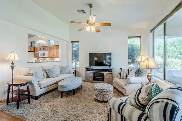 $2,495 | 4269 East Cassia Lane, Gilbert, AZ 85298