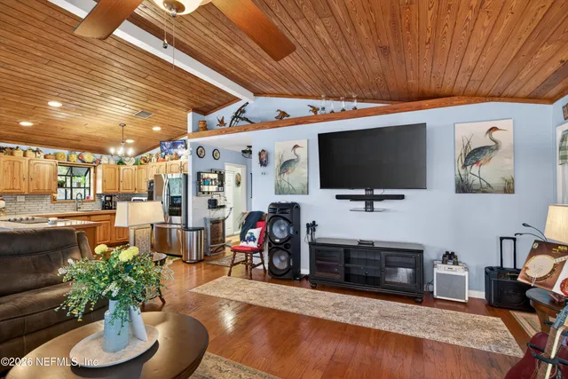 $629,900 | 126 Palmetto Trail, Interlachen, FL 32148