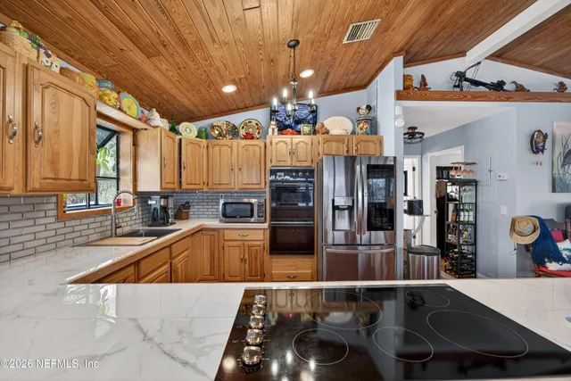 $629,900 | 126 Palmetto Trail, Interlachen, FL 32148