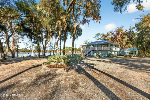 $629,900 | 126 Palmetto Trail, Interlachen, FL 32148