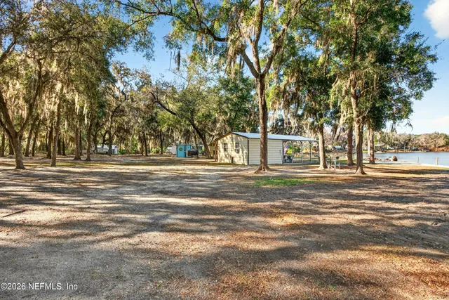 $629,900 | 126 Palmetto Trail, Interlachen, FL 32148