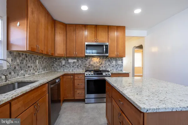 $2,500 | 8030 Dalesford Road, Baltimore, MD 21234