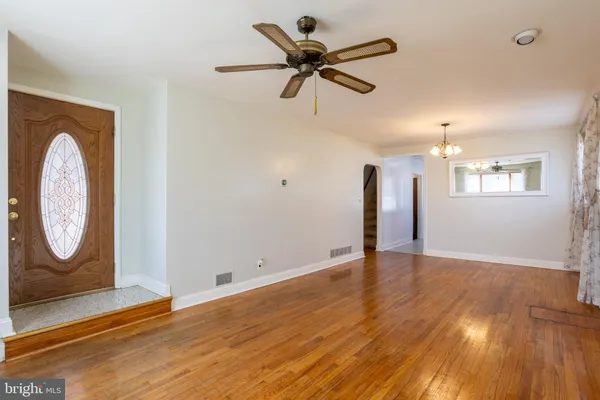 $2,500 | 8030 Dalesford Road, Baltimore, MD 21234