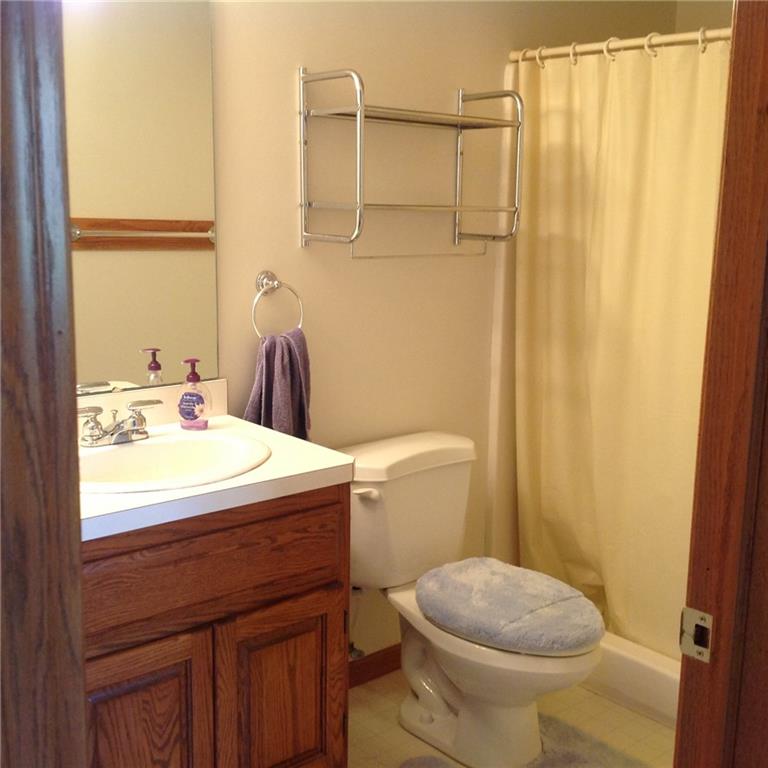 466 Robertson Road Hermitage, PA 16148 - Photo 15 of 23 Gallery Image 15