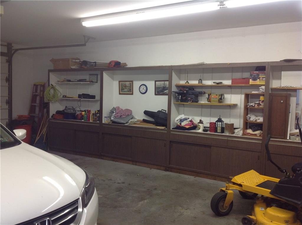 466 Robertson Road Hermitage, PA 16148 - Photo 21 of 23 Gallery Image 21