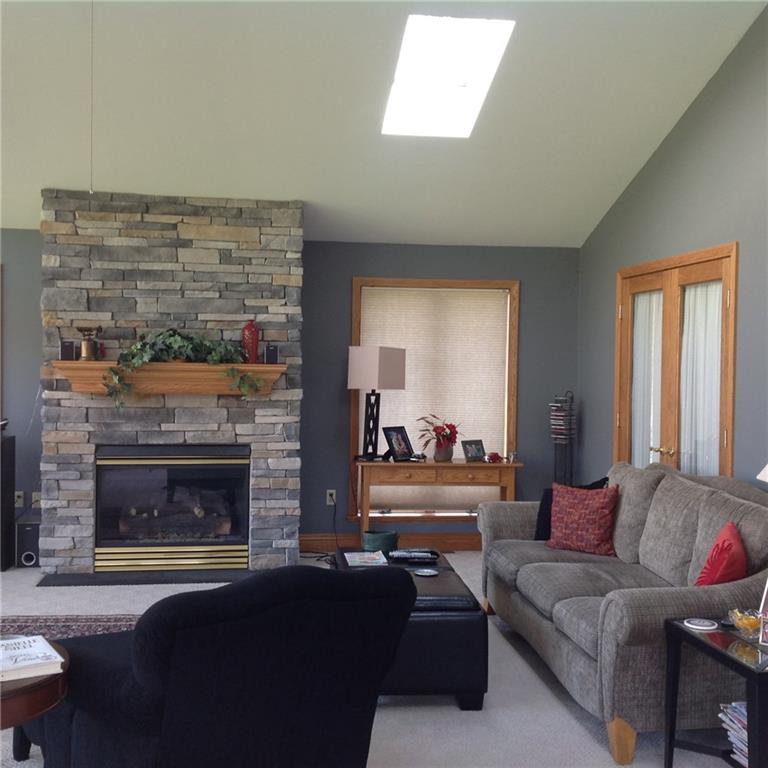 466 Robertson Road Hermitage, PA 16148 - Photo 6 of 23 Gallery Image 6