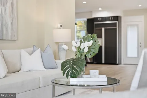 $2,850,000 | 5047 MacArthur Boulevard Northwest, Washington, DC 20016