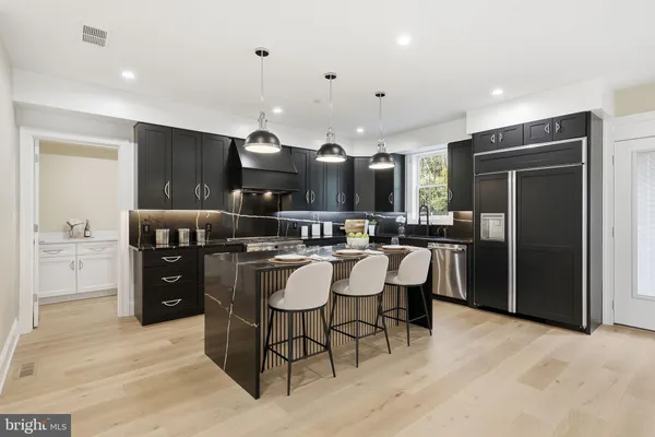 $2,850,000 | 5047 MacArthur Boulevard Northwest, Washington, DC 20016