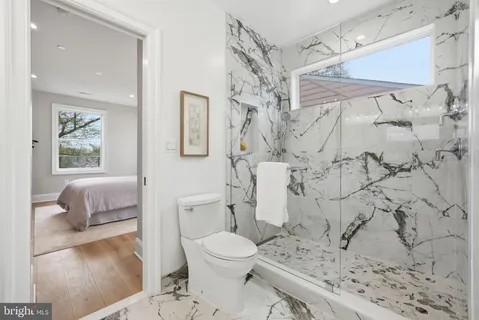 $2,850,000 | 5047 MacArthur Boulevard Northwest, Washington, DC 20016