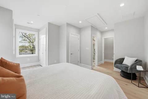 $2,850,000 | 5047 MacArthur Boulevard Northwest, Washington, DC 20016