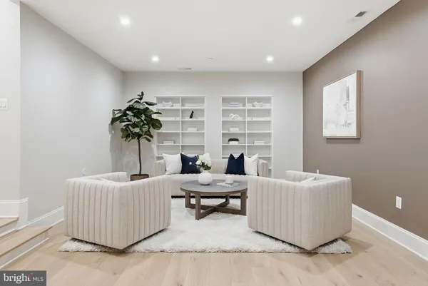 $2,850,000 | 5047 MacArthur Boulevard Northwest, Washington, DC 20016