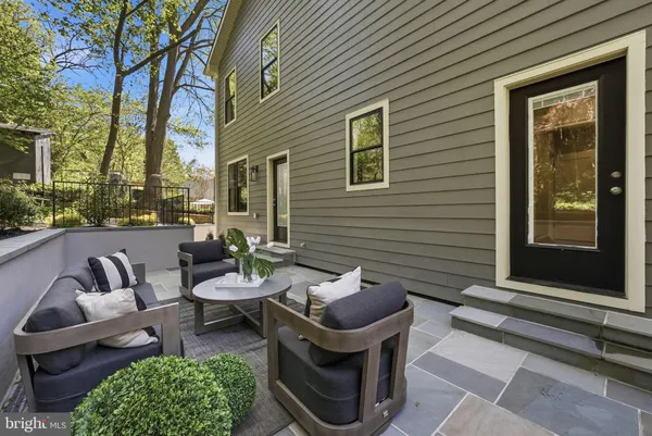 $2,850,000 | 5047 MacArthur Boulevard Northwest, Washington, DC 20016