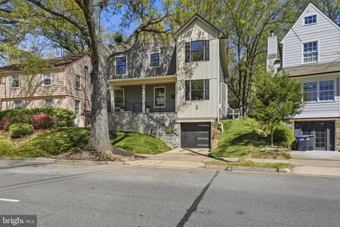 $2,850,000 | 5047 MacArthur Boulevard Northwest, Washington, DC 20016