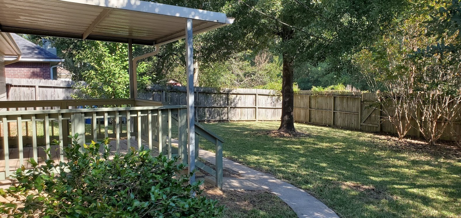 1207 Toby Lane Conroe, TX 77301 - Photo 16 of 18