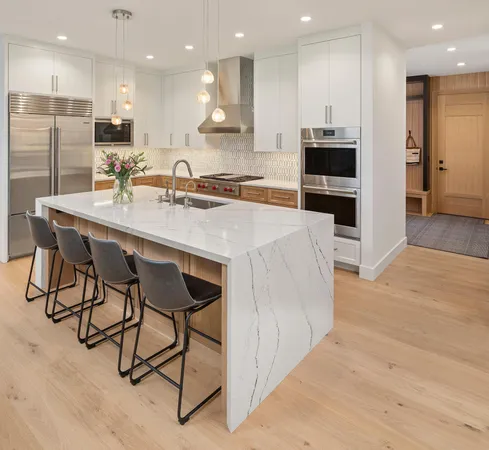$1,865,000 | 2290 Melody Hill Road, Chanhassen, MN 55331