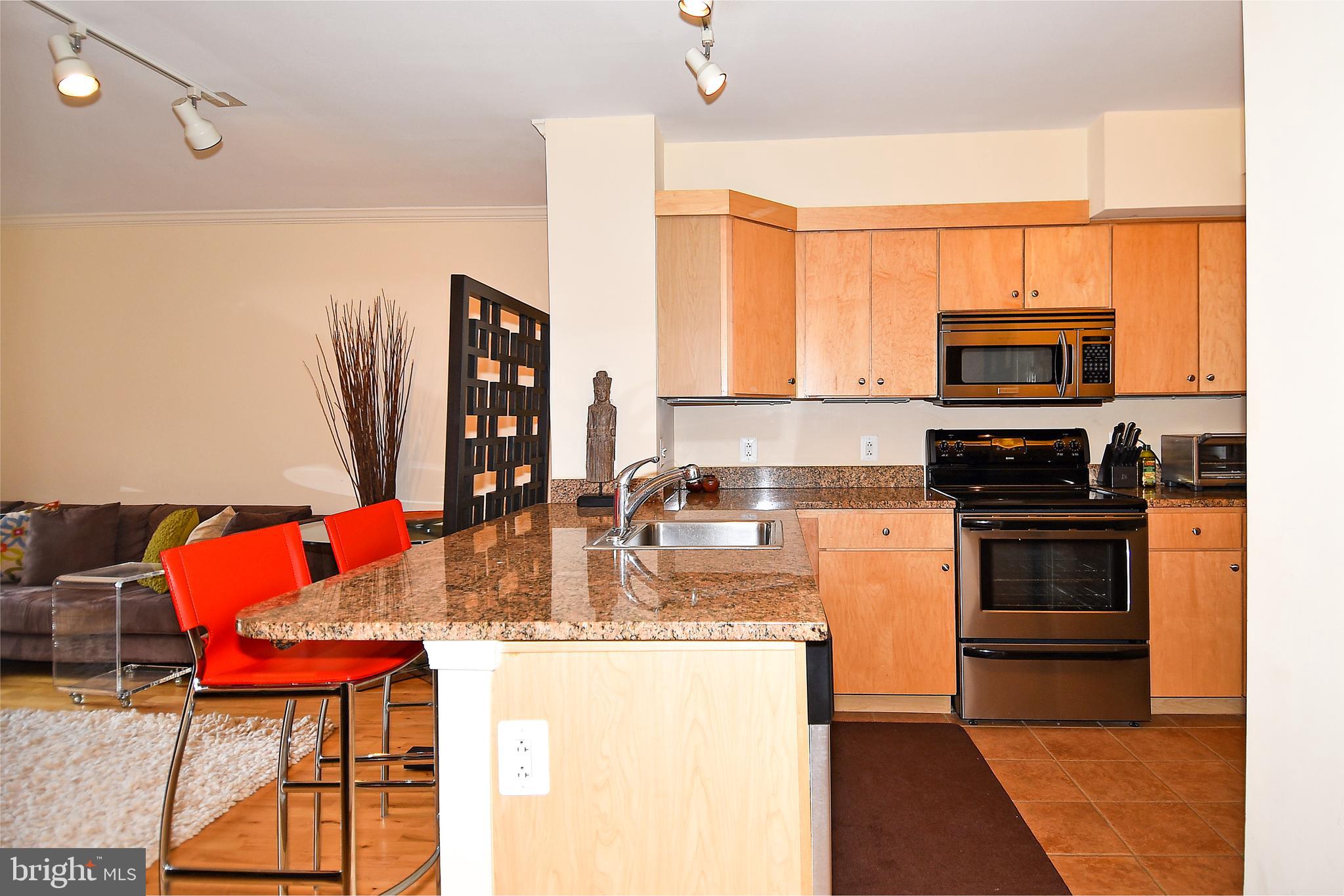 616 E Street Northwest, Unit 902 Washington, DC 20004 - Photo 3 of 20