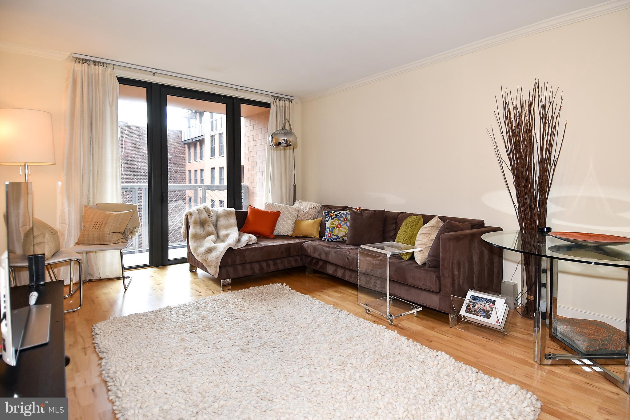 616 E Street Northwest, Unit 902 Washington, DC 20004 - Photo 5 of 20